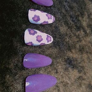 Trendy Nail 12 Nails With Glue Stickers