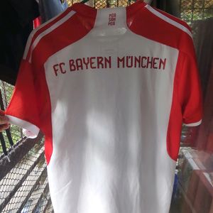 Adidas FC Bayern Jersey