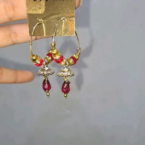 Shiny Dangling Pair Of Earrings (Pink)