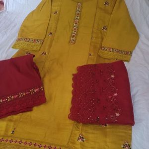 Beautiful Yellow Suit With Organza Dupatta