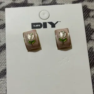 Pinterest Rose Stud Earrings