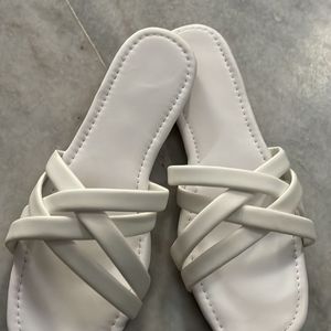 Women Stylish Trending Fancy White Slipper