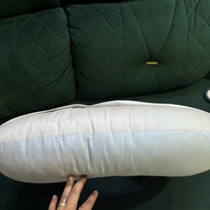 Mi Arcus Nursing And Feeding Pillow(Never Used)