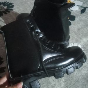 Stylish Korean Jungkook Platform Boots