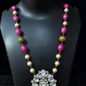 PINK NECKLACE