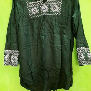 Short Kurti / Top