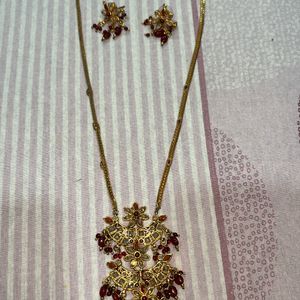 AD Double Pendant Necklace In Gold Nd Red Colour