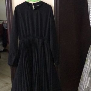 Black Pleated Dress Fits M/L