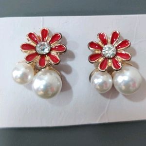 Beautiful Red And Pearls Earings