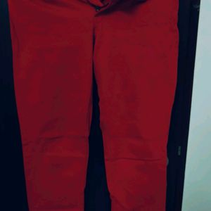 Red Levi's Jeans (Skinny,Modern Rise Bold Curve)