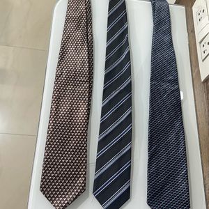 10 Ties For ₹200