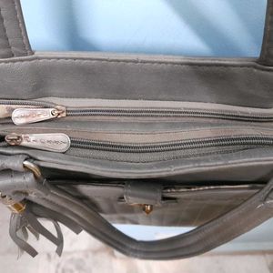 hand bag in good condition