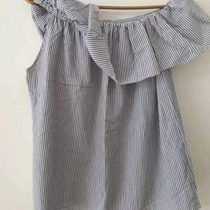 Off-shoulder Blue stripe