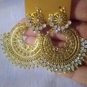 Stunning Gold Tone Crystal Earrings With Jhumka