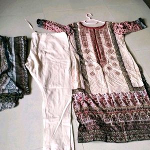 Pakistani Kurta Set