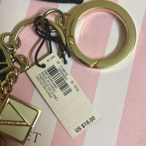 VS logo keychain