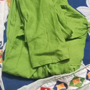 3 Pic Suit Good Condition