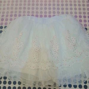 Gorgeous White Net Skirt For Girls