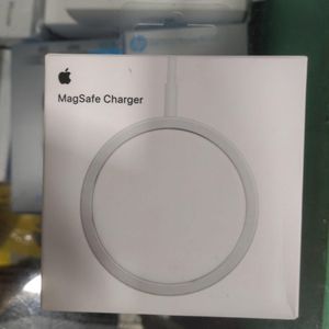 Apple MagSafe charger