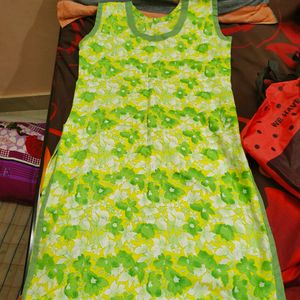 Green Kurti