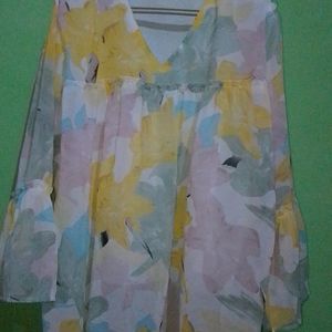 Multi Colour Top For Regular Wearing