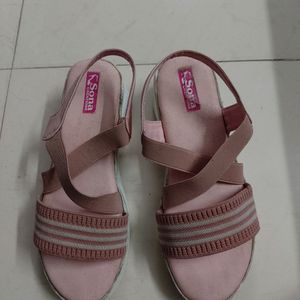 Urgent Sale Ladies Sandal Size 40 UK 7