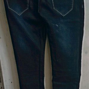 Jeans Size 28