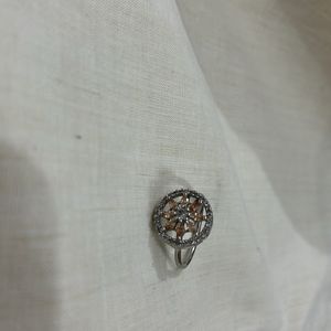 Adjustable Finger Ring