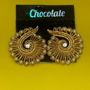 Brand New Gold Plated Earring