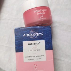 Aqualogica 🍉 & Niacinamide Face Moisturizer