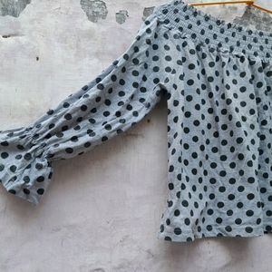 OFF SHOULDER POLKA DOT TOP