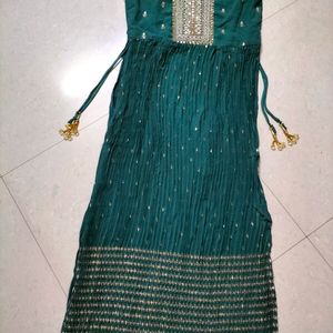 Women's Naira Cut Full Dress