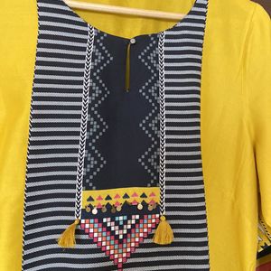 W for Women Mustard Yellow Asymmtric Hem Printed Kurta,size (18)xxxl(New Without Tag)bust 46, Waist 45, Length 45