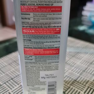 Revitalift Crystal Purifying Micellar Water