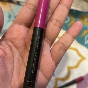 Lipliner And Lipsticy Combo