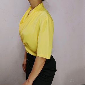 PRICE DROP 🔴Women's Yellow Top/Blouse