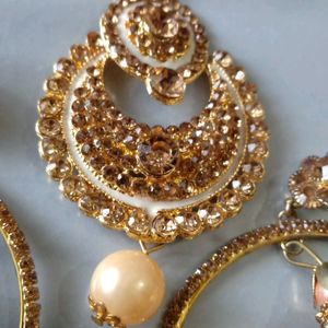 2 Combo Set Of Earrings With Mangtikka