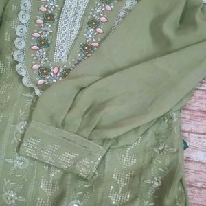 Pakistani Kurta Set