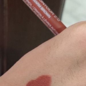 Huda Beauty Mini Lip Contour Liner