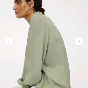 H&M Ttendy Green Wide Long Sleeve Blouse Top