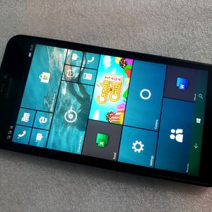 Microsoft Lumia 640 XL Premium Windows 10 Phone