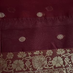 Saree With Small Buta Work