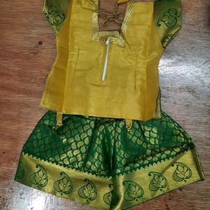 Pattu Pavadai/ Lehanga Jacket