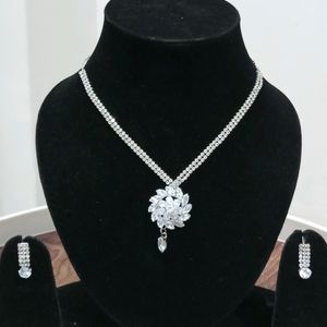 Beautiful Neck Set For Girl (New)