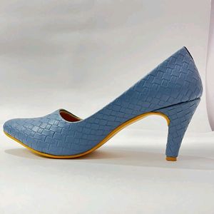 Blue Textured Heel