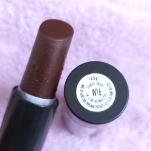 4 Elle18 Nude Lipstick