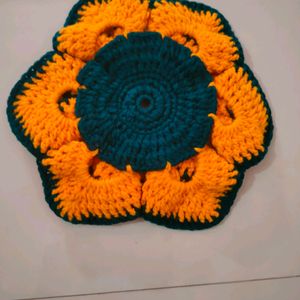 Woolen Flower Pot Table Mat