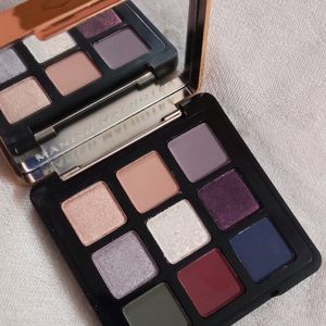 🥰 Manish Malhotra 9 In 1 Eyeshadow Palette