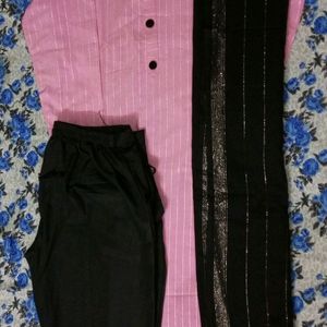 New/Unused Beautiful Pink Kurti Pant With Dupatta