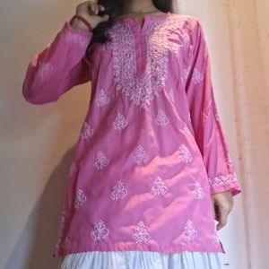 Pink Chikankari Kurti🌺